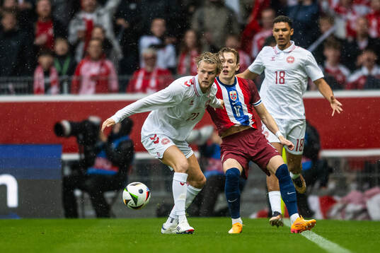 Morten Hjulmand of Denmark and Marcus Holmgren Pedersen of