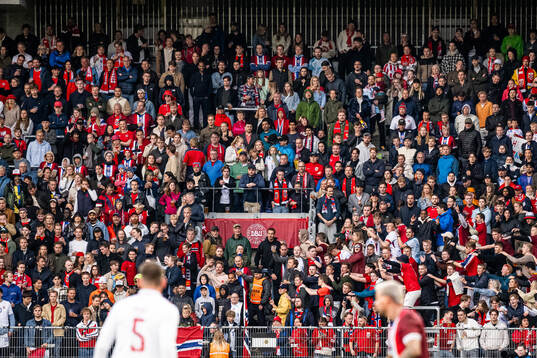 Supporters of Norway