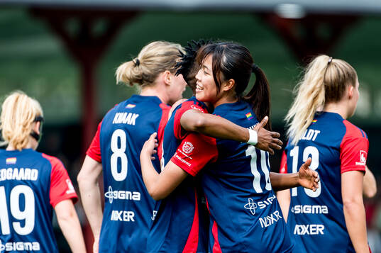 FC Rosengårds Momoko Tanikawa jublar