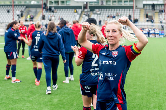 FC Rosengårds Mia Persson jublar