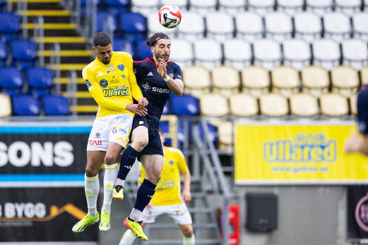 Falkenbergs Isaac Shears och Rosengårds Tamazi Tsetskhladze