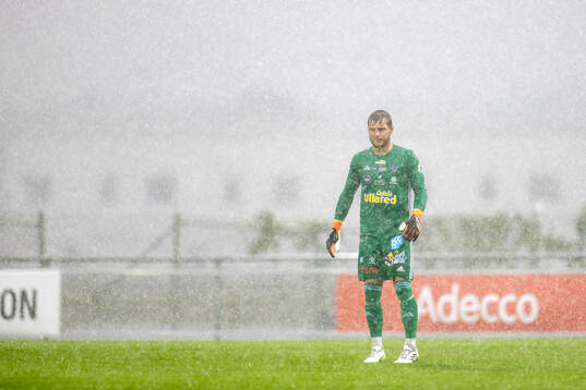 Falkenbergs målvakt Anton Andersson