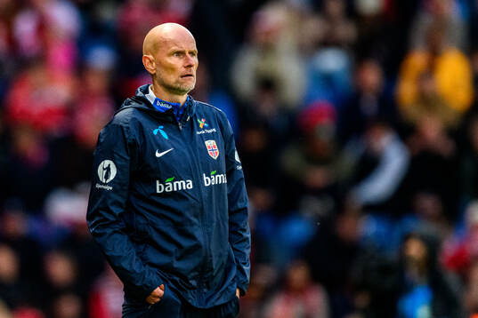 Head coach Ståle Solbakken of Norway
