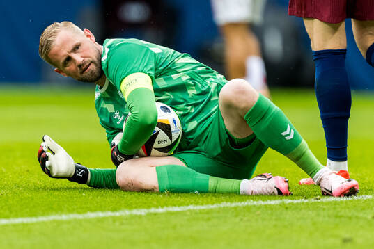 Hoalkeeper Kasper Schmeichel of Denmark
