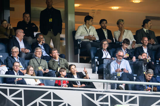 Prince Daniel, princess Estelle, prince Oscar, crown