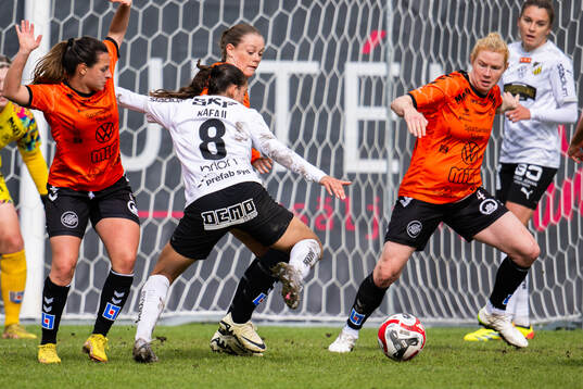 Kristianstads Clare Elizabeth Polkinghorne mot Häckens