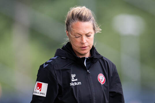 Kristianstads tränare Johanna Almgren  deppar