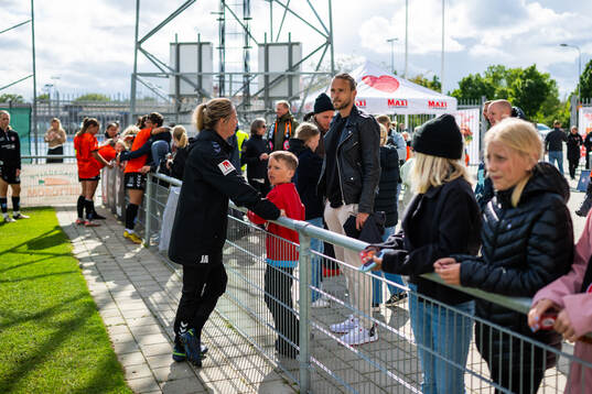 Kristianstads tränare Johanna Almgren med make Tom