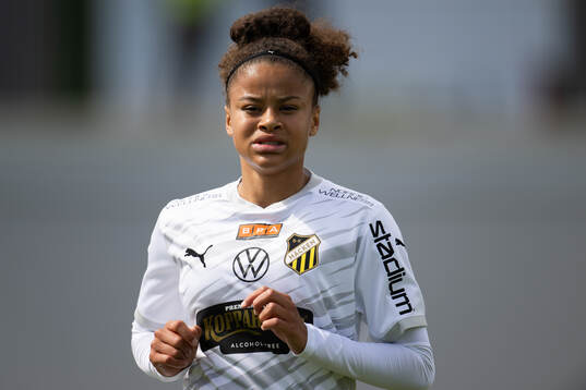 Häckens Felicia Schröder