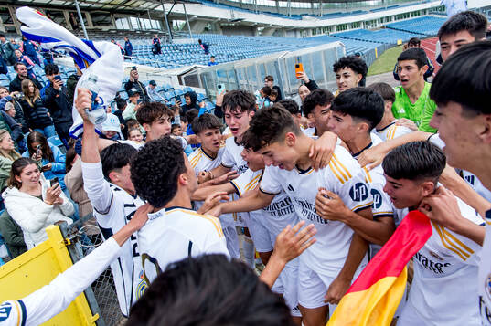 Real Madrids spelare jublar
