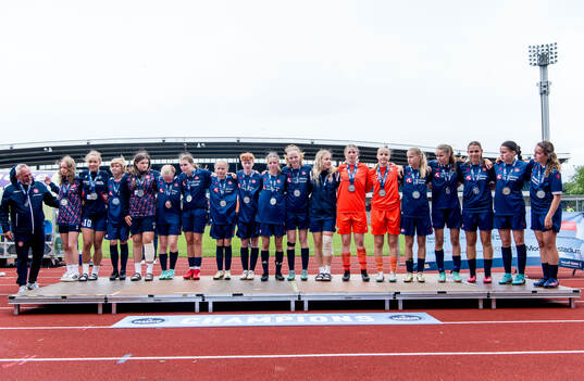 Spelarna k Aalborg BK