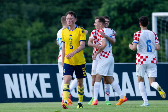 Noah Persson of Sweden looks dejected