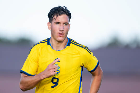 Deniz Gül of Sweden