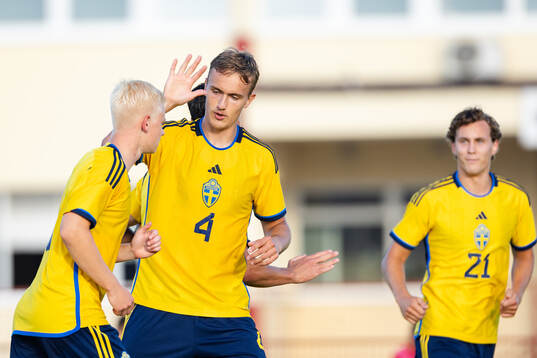Otto Rosengren and Jesper Tolinsson of Sweden celebrate