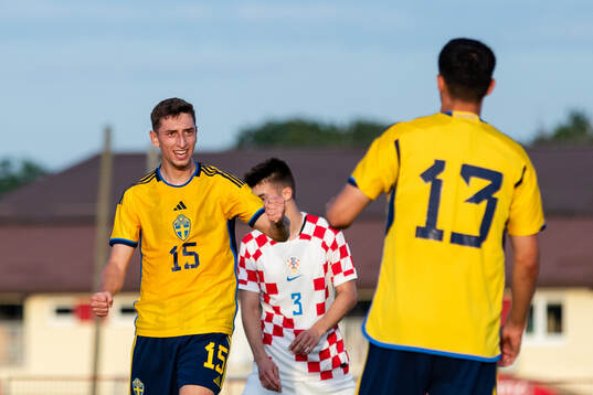 Jonas Rouhi of Sweden celebrates