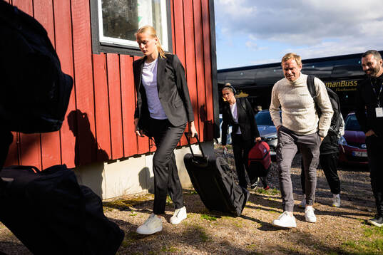 Hammarbys Lykke Ihrfelt och tränare Martin Sjögren