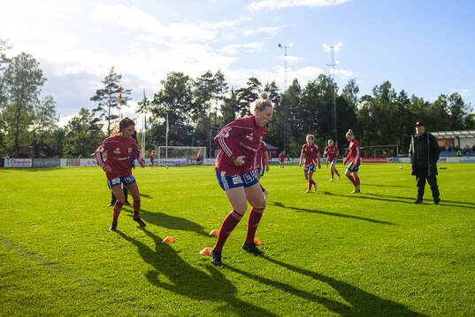 Vittsjös Elisabet Klinga och Sandra Lynn