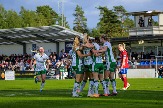 Hammarbys Ellen Wangerheim jublar
