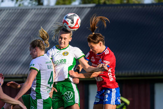 Hammarbys Ellen Wangerheim och Vittsjös Elisabet Klinga