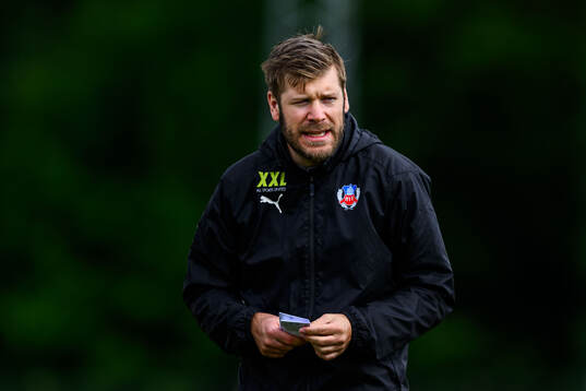 Assisterande tränare Max Lindén