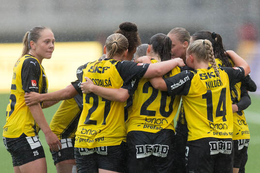Häckens Anna Sandberg jublar