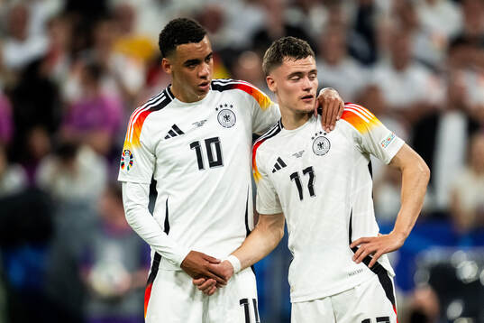 Jamal Musiala and Florian Wirtz of Germany