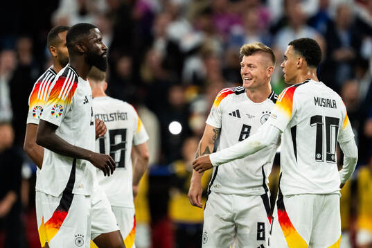 Antonio Rüdiger, Toni Kroos and Jamal Musiala of Germany