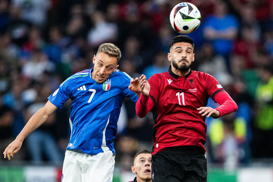 Davide Frattesi of Italy and Armando Broja of Albania