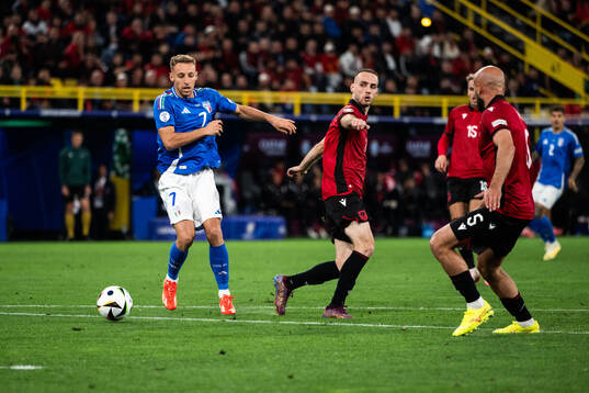 Davide Frattesi of Italy and Mario Mitaj of Albania