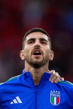 Lorenzo Pellegrini of Italy