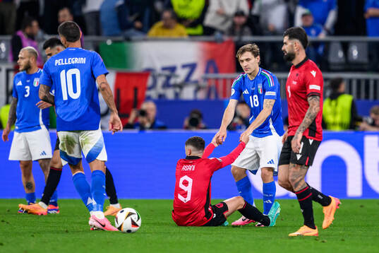 Jasir Asani of Albania and Nicolo Barella of Italy