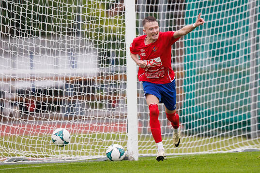 Varbergs Rasmus Cronvall jublar