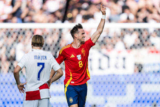 Fabian Ruiz Pena of Spain celebrates