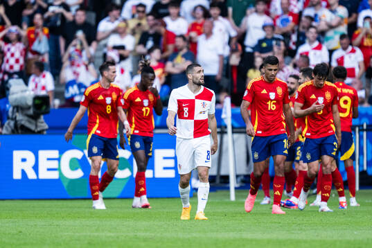 Mateo Kovacic of Croatia looks dejected
