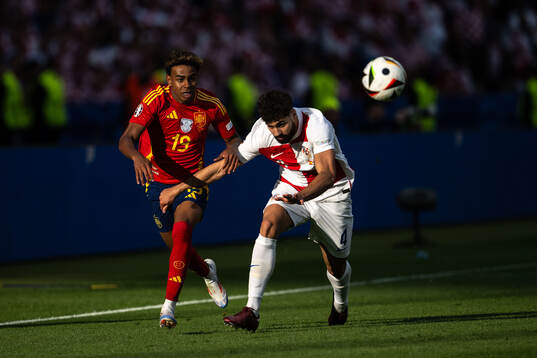 Lamine Yamal of Spain and Josko Gvardiol of Croatia