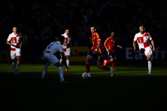 Fabian Ruiz Pena of Spain and Marin Pongracic of Croatia
