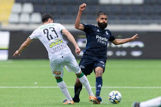 Varbergs Marc Ante Tokich och Utsiktens Suleman Zurmati