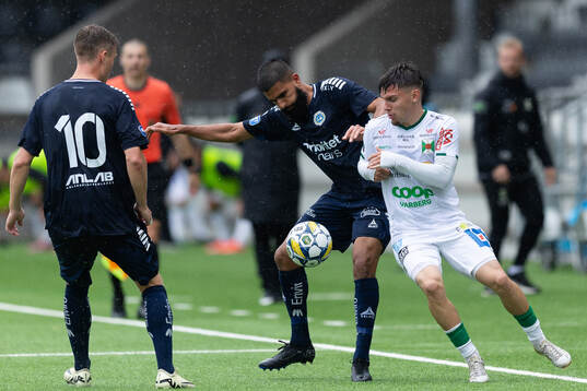 Utsiktens Suleman Zurmati och Varbergs Isak Bjerkebo