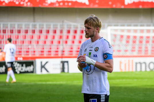 Örebros Karl Holmberg deppar