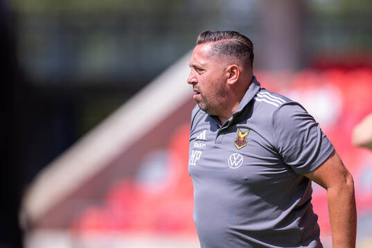 Östersunds huvudtränare Magnus Powell