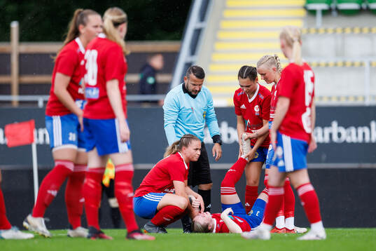 Vellinges Elise Boman har ont