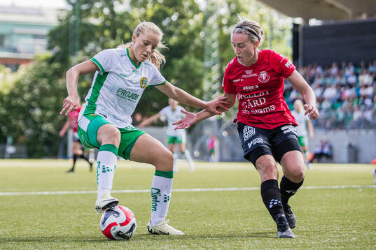 Hammarbys Smilla Holmberg och Trelleborgs Viktoria Persson