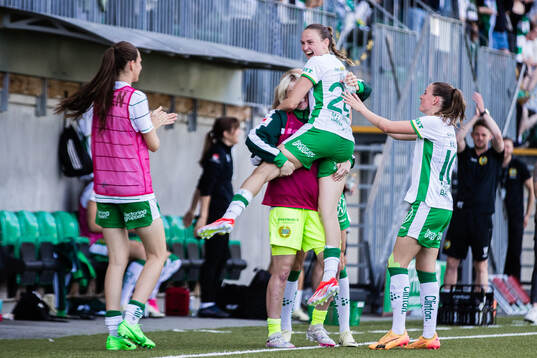 Hammarbys Vilde Hasund jublar