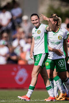 Hammarbys Vilde Hasund jublar med en målgest i samband med