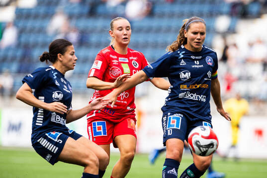 Linköpings Angela Beard och Emma Lennartsson  mot KIF