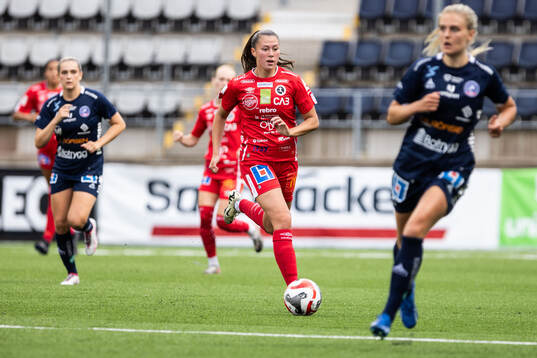 KIF Örebros Áslaug Dora Sigurbjörnsdottir
