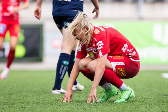 KIF Örebros Molly Johansson deppar