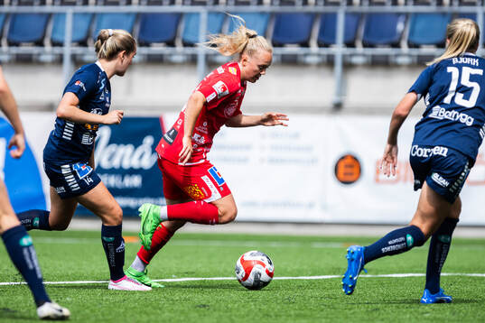 KIF Örebros Molly Johansson