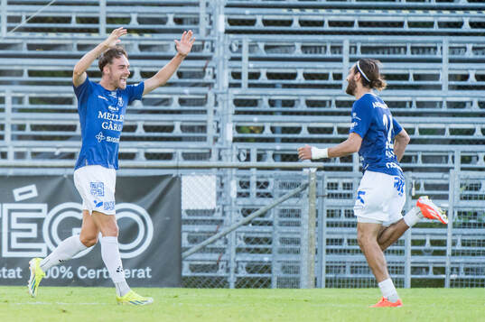 Trelleborgs Felix Hörberg och Hady Saleh Karim jublar