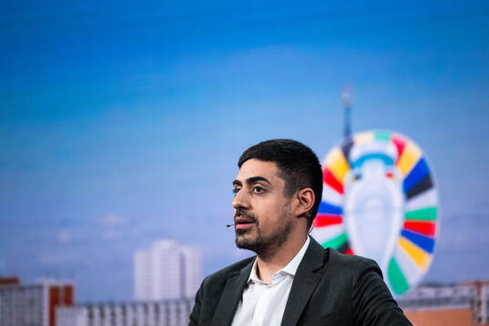 Expert Siavoush Fallahi